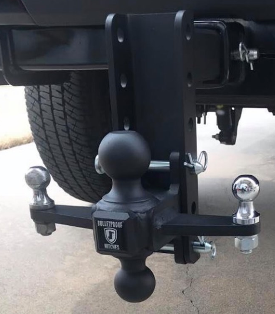 2.5&quot; Heavy Duty 6&quot; Drop/Rise Hitch In Use 