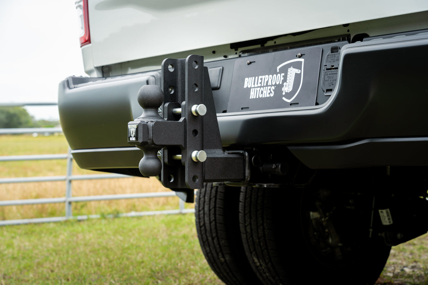 2.5&quot; Heavy Duty 6&quot; Drop/Rise Hitch - In Use