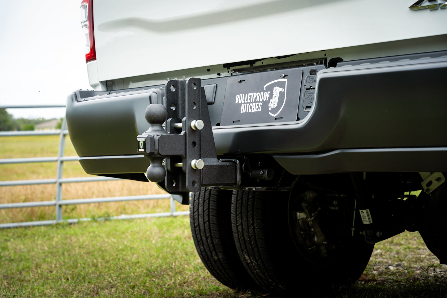 2.5&quot; Heavy Duty 6&quot; Drop/Rise Hitch - In Use